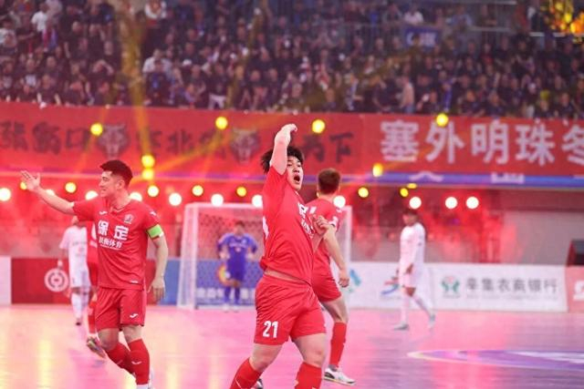 电竞世界杯-刚刚，“河北五超”冠军诞生！|保定队|张家口队|河北日报|总决赛|石家庄_新浪新闻